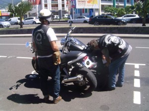 Non Gilbert, les autres ne sont pas cachés dans ta sacoche.