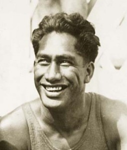 Duke Kahanamoku, pas vraiment un adepte des boards fluos.