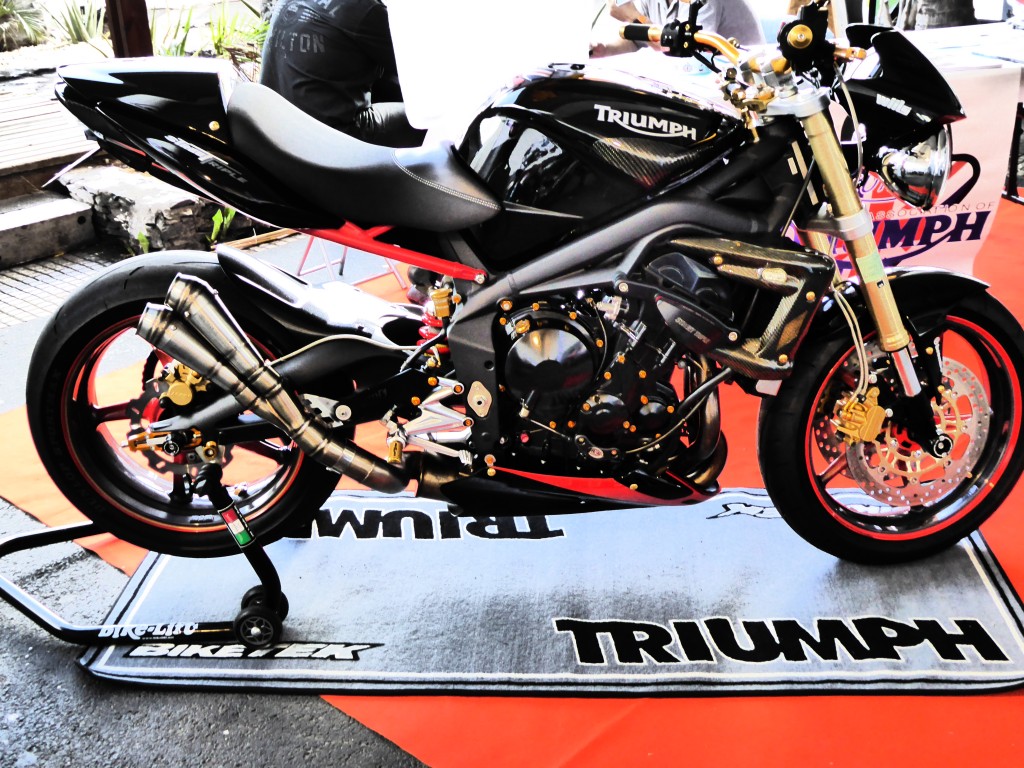 triumph 2