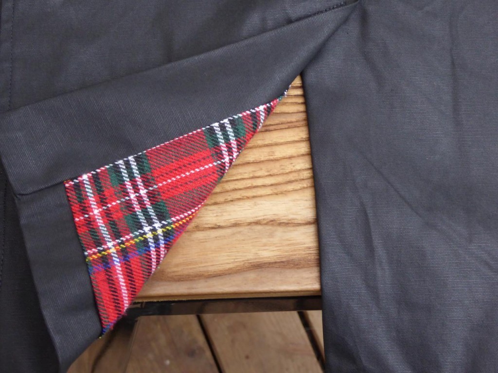 L'arrière en gabardine